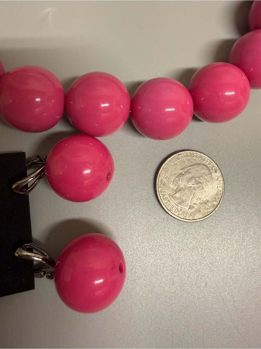 Hot Pink Fuchsia Beaded Necklace and Earrings Set Chunky Beads - Picture 4 of 6
